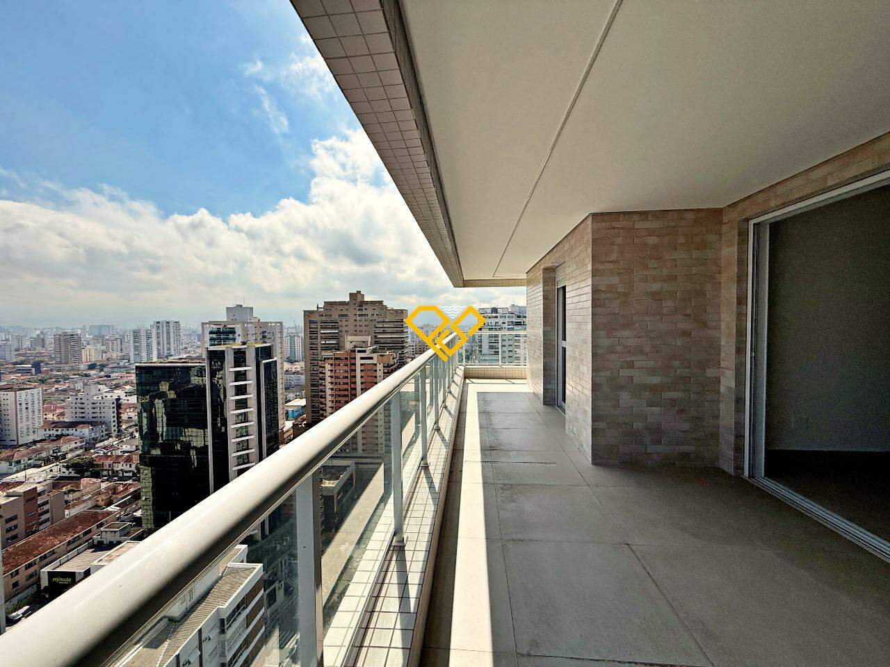 Apartamento à venda no Aparecida: Varanda