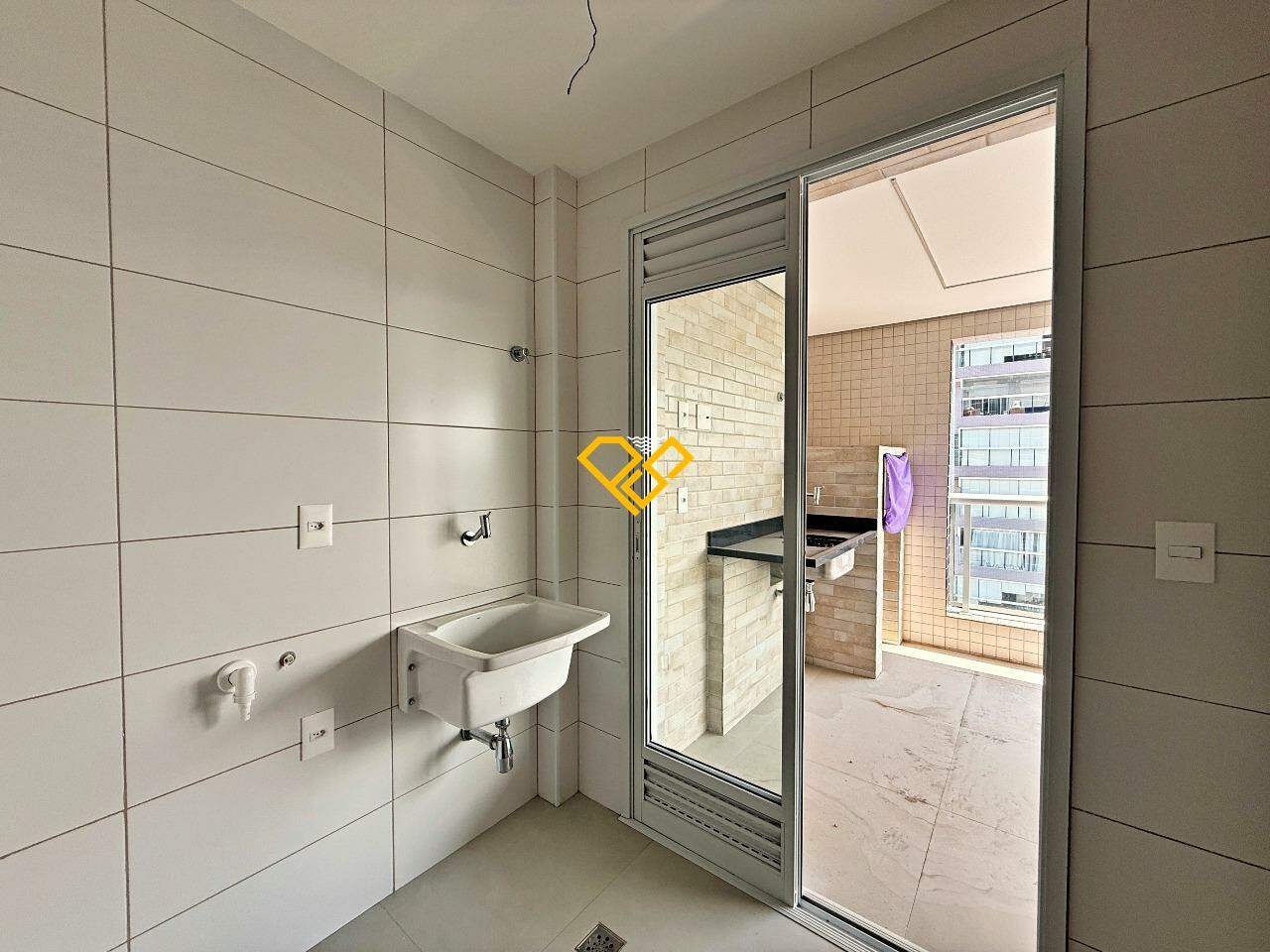 Apartamento à venda no Aparecida: Área de serviço