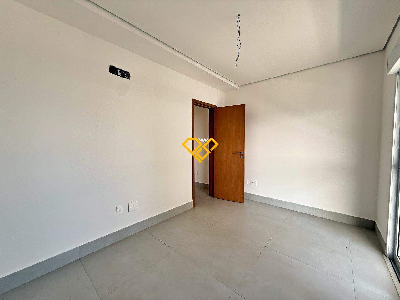 Apartamento à venda no Aparecida: Dormitório 3