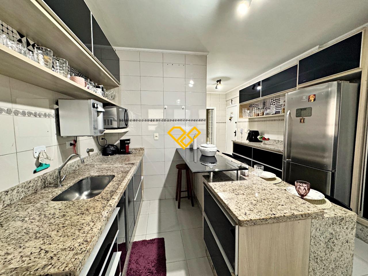 Apartamento à venda no Ponta da Praia: Cozinha