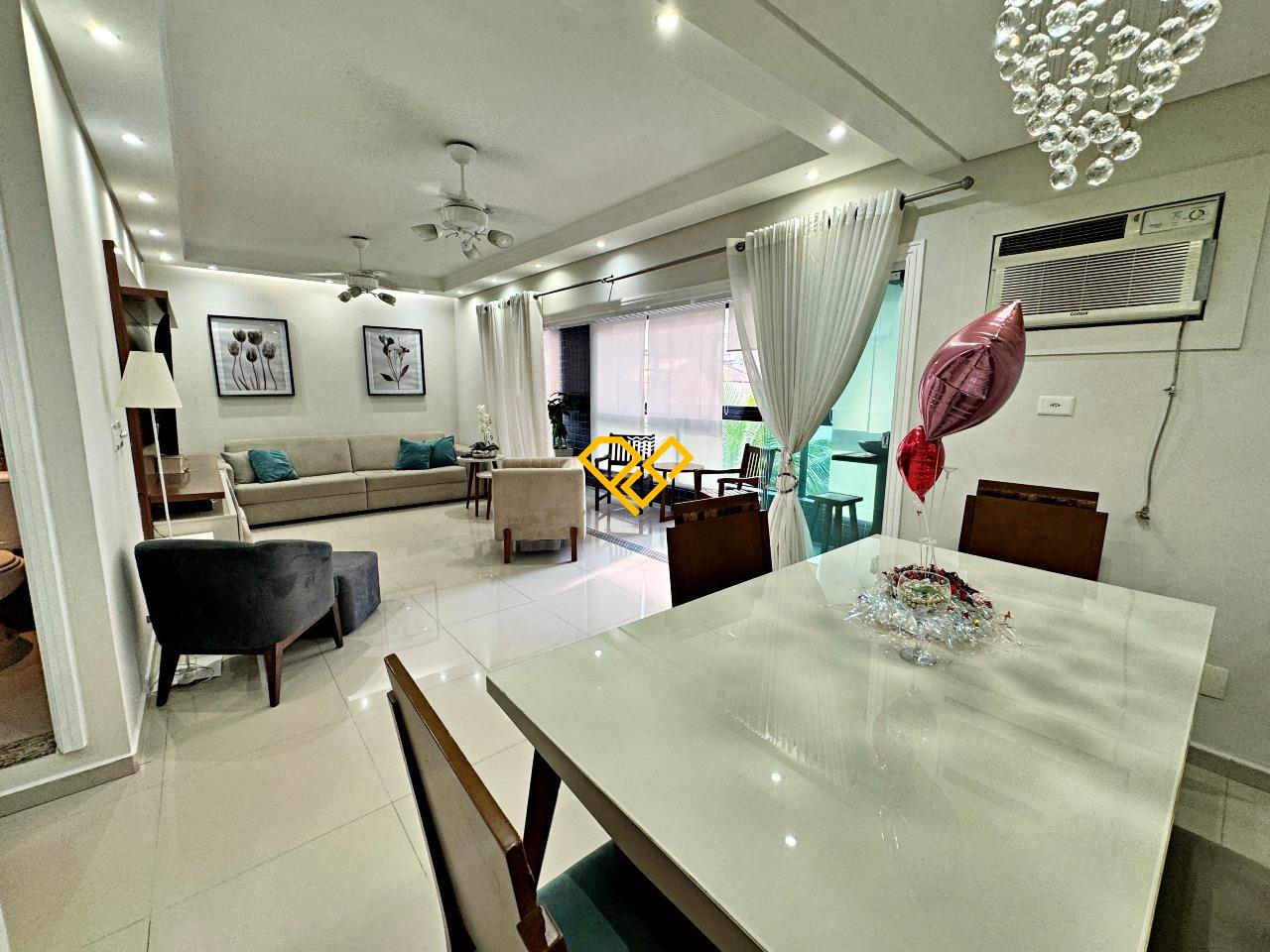 Apartamento à venda no Ponta da Praia: Sala