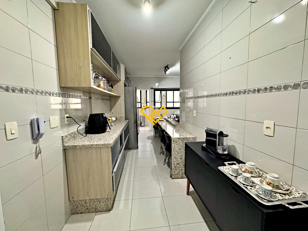 Apartamento à venda no Ponta da Praia: Cozinha