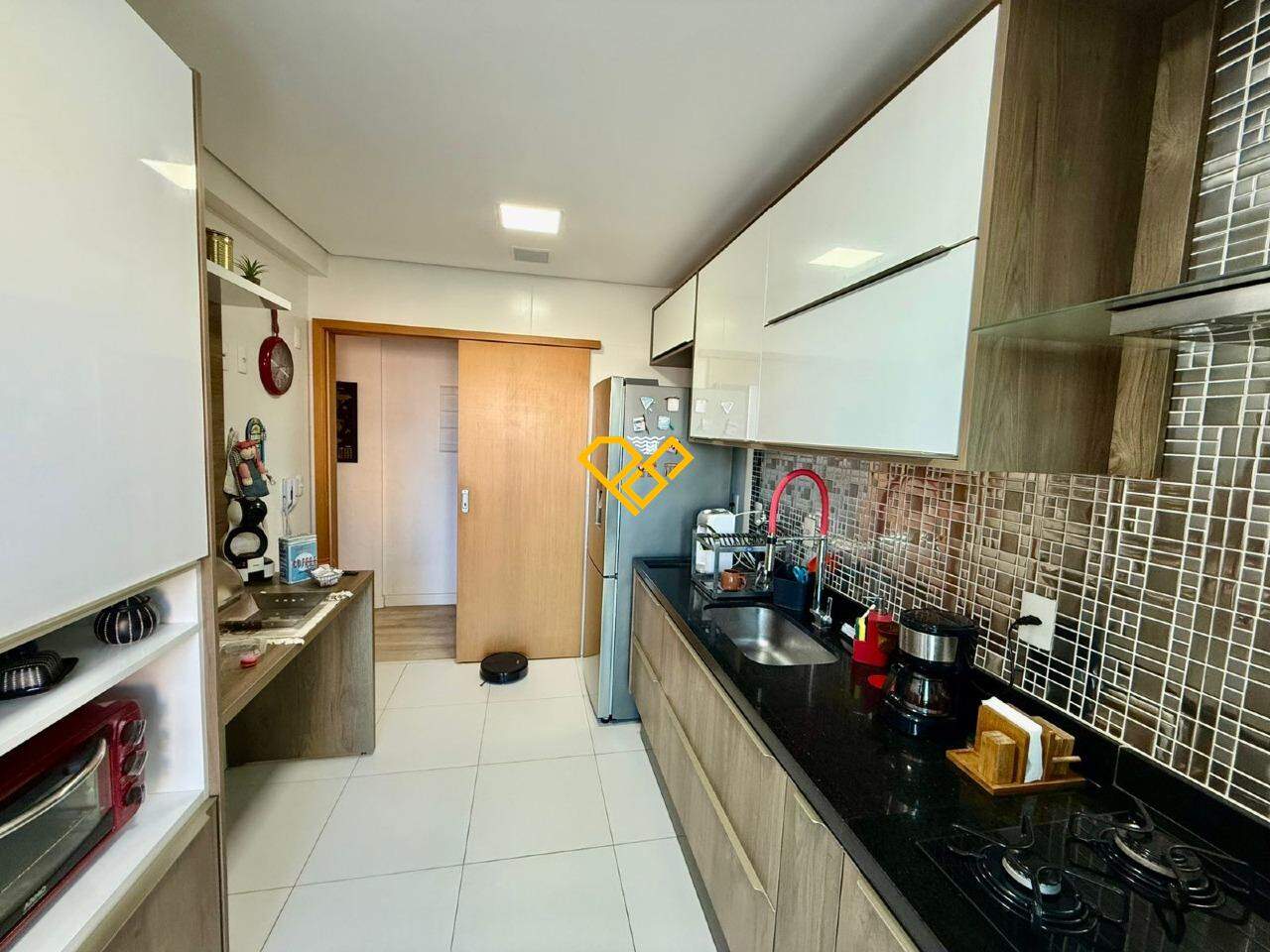Apartamento à venda no Ponta da Praia: Cozinha