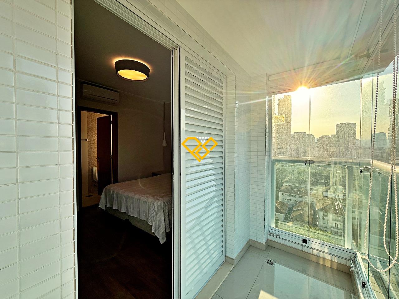 Apartamento à venda no Embaré: Varanda