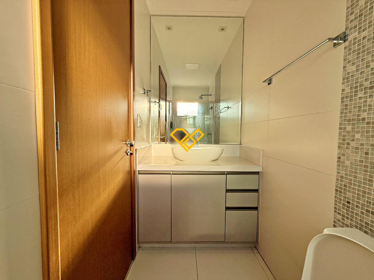 Apartamento à venda no Embaré: Wc suíte 1