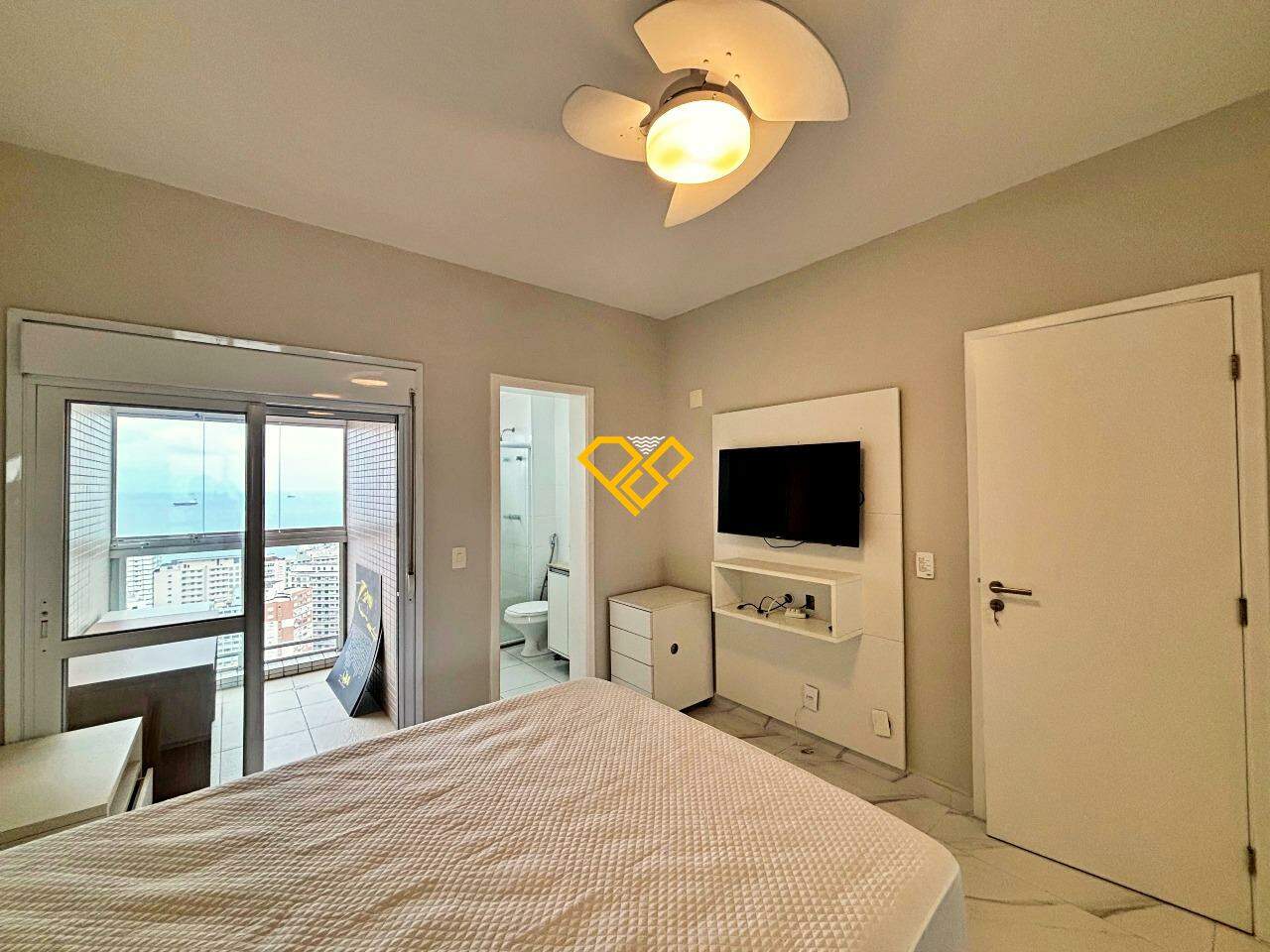 Apartamento para aluguel no Gonzaga: Dormitório 1 - suíte