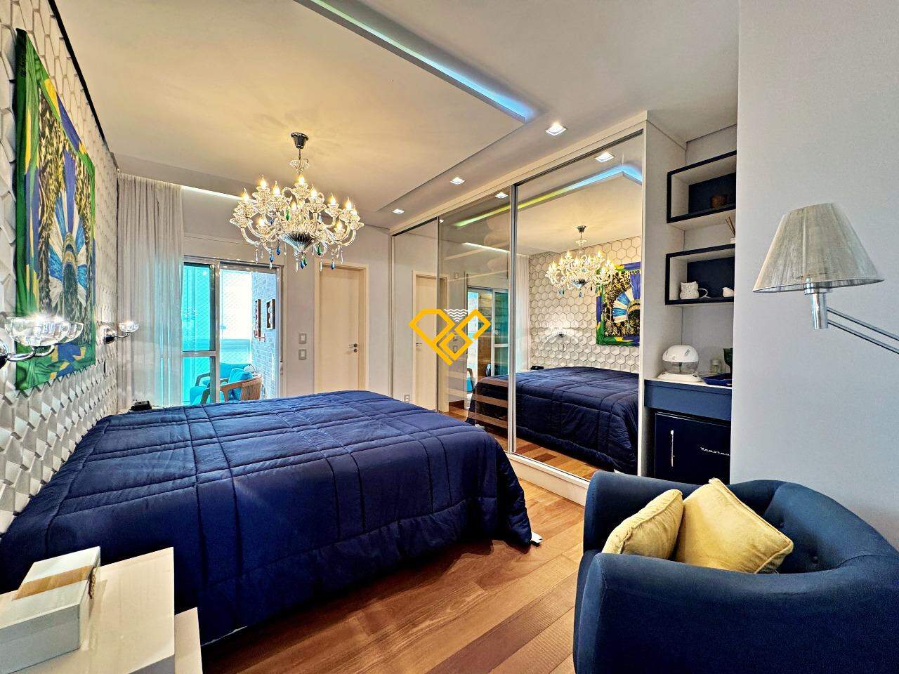 Apartamento à venda no Ponta da Praia: Suíte 1
