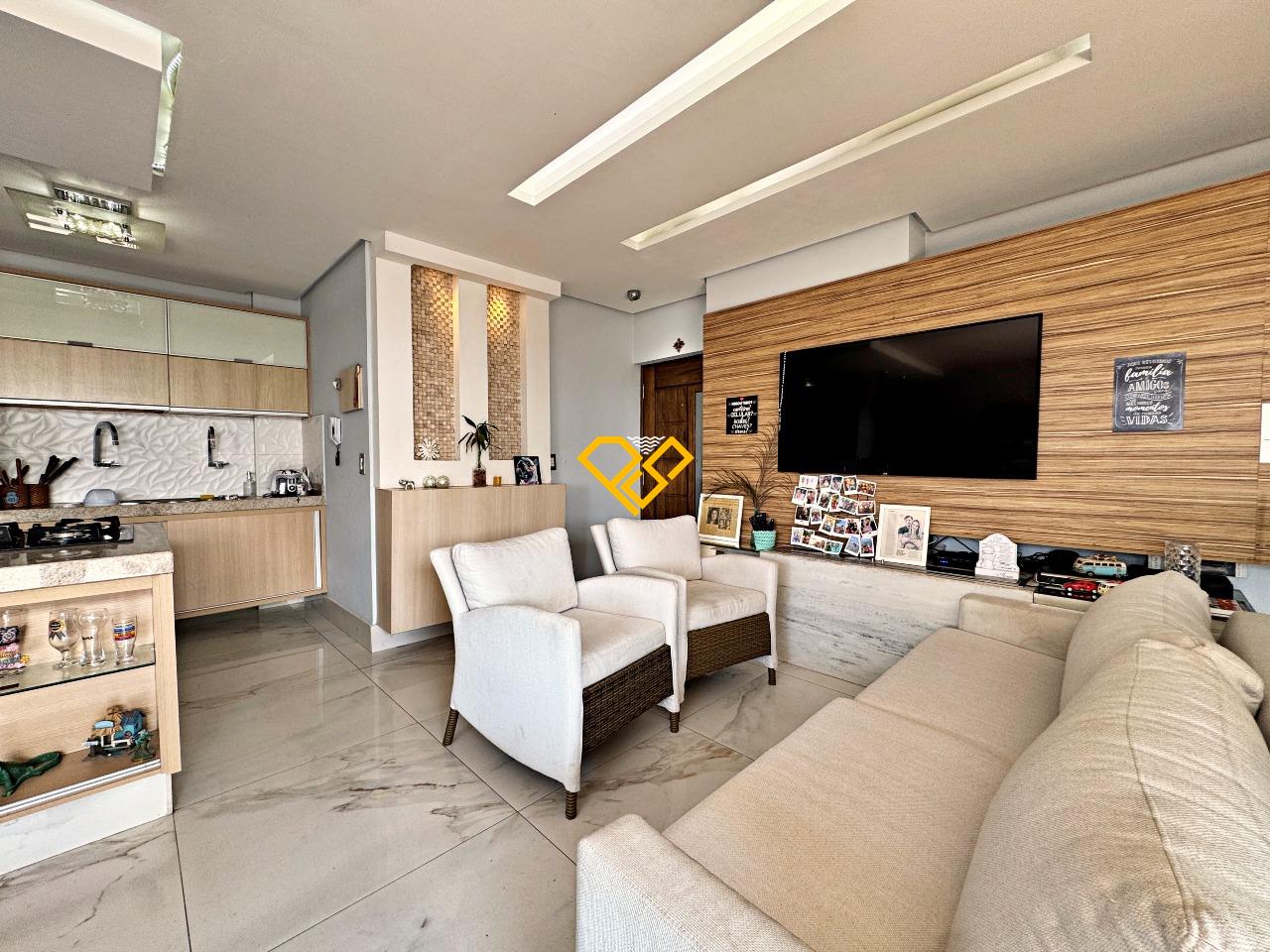 Cobertura à venda no Macuco: Sala