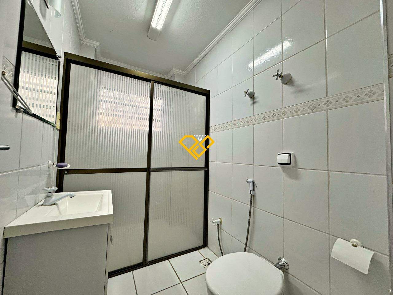 Apartamento à venda no Pompéia: Wc social