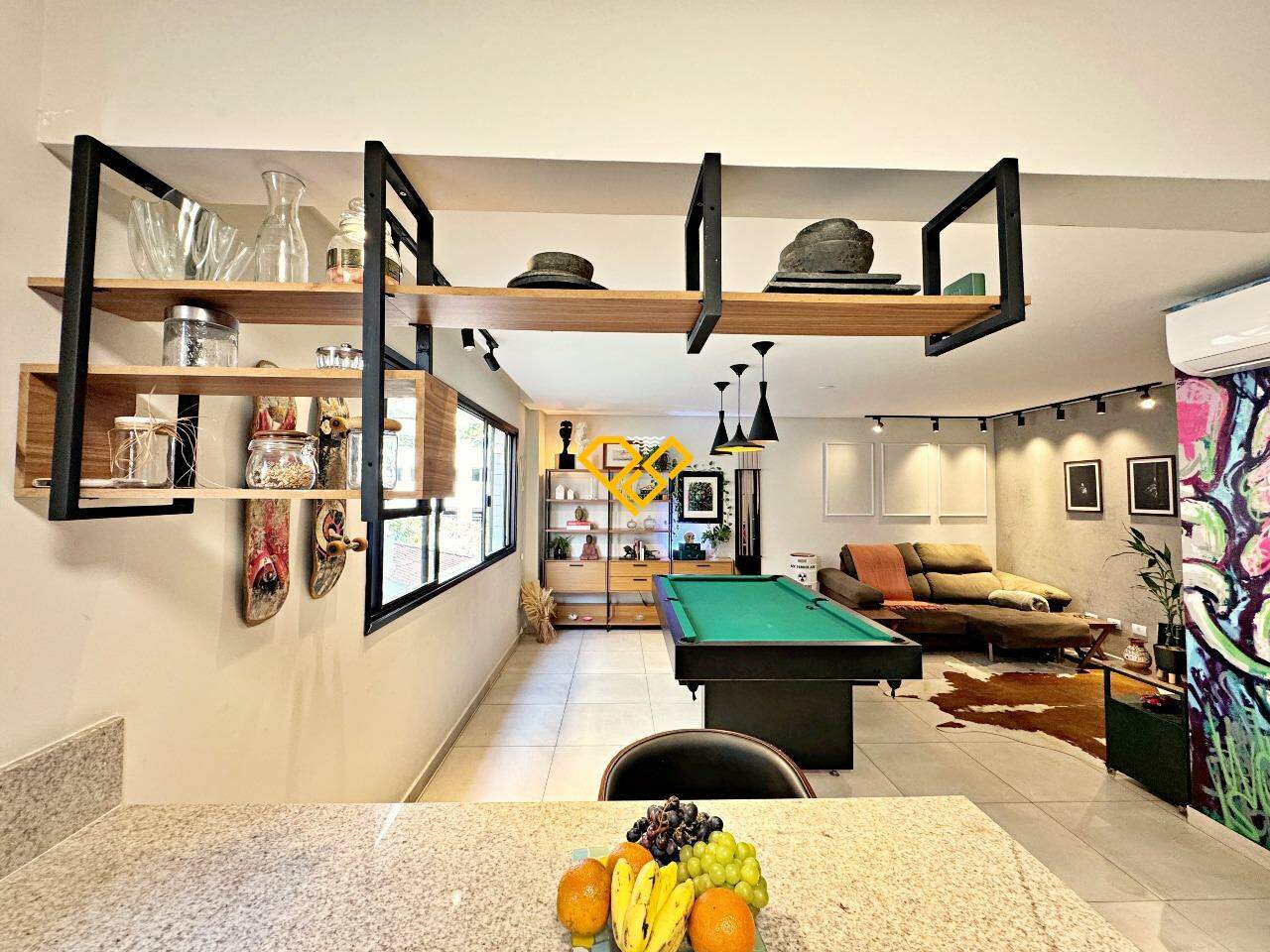 Casa à venda no Ponta da Praia: Sala