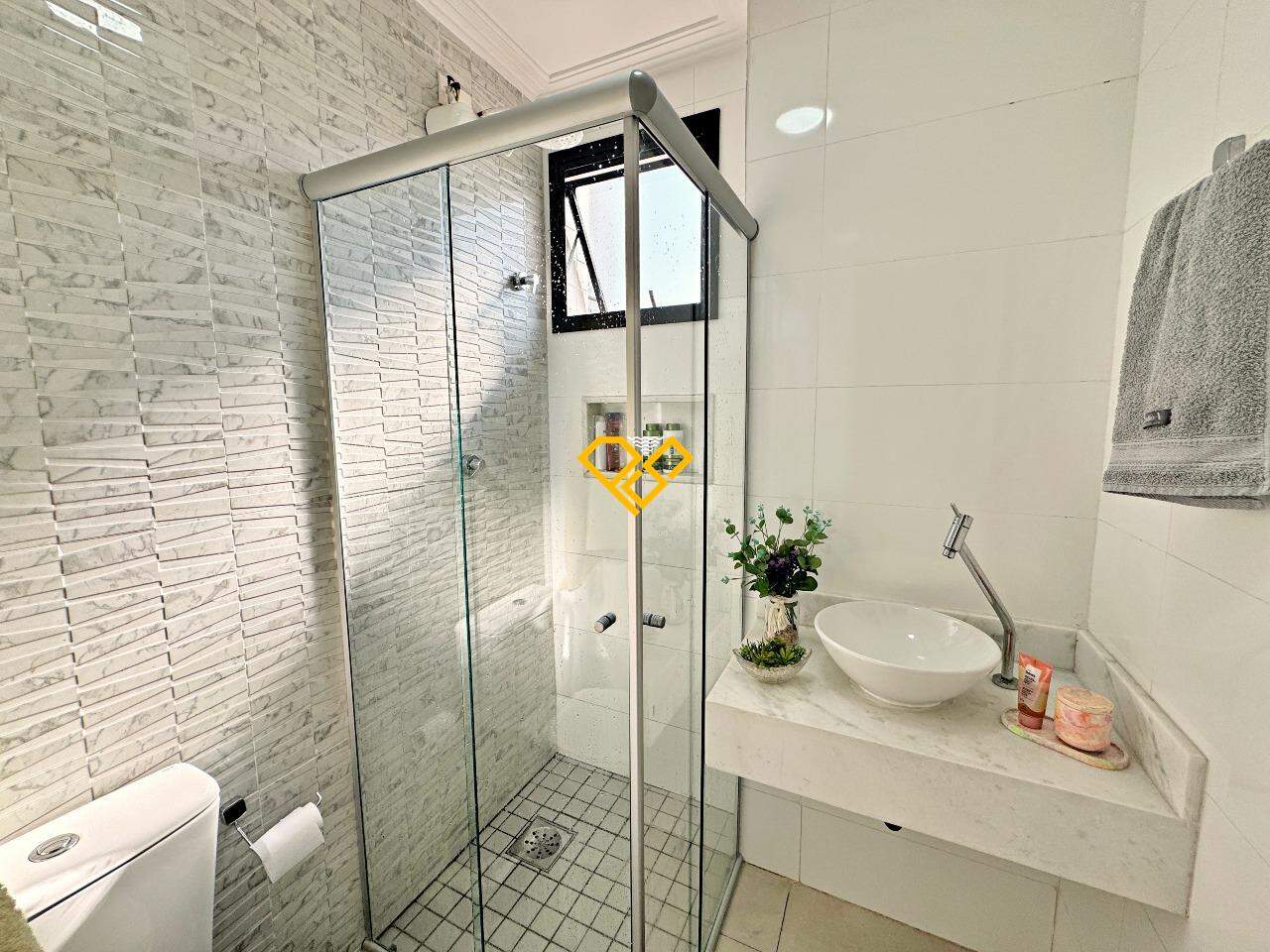 Casa à venda no Ponta da Praia: Wc Social