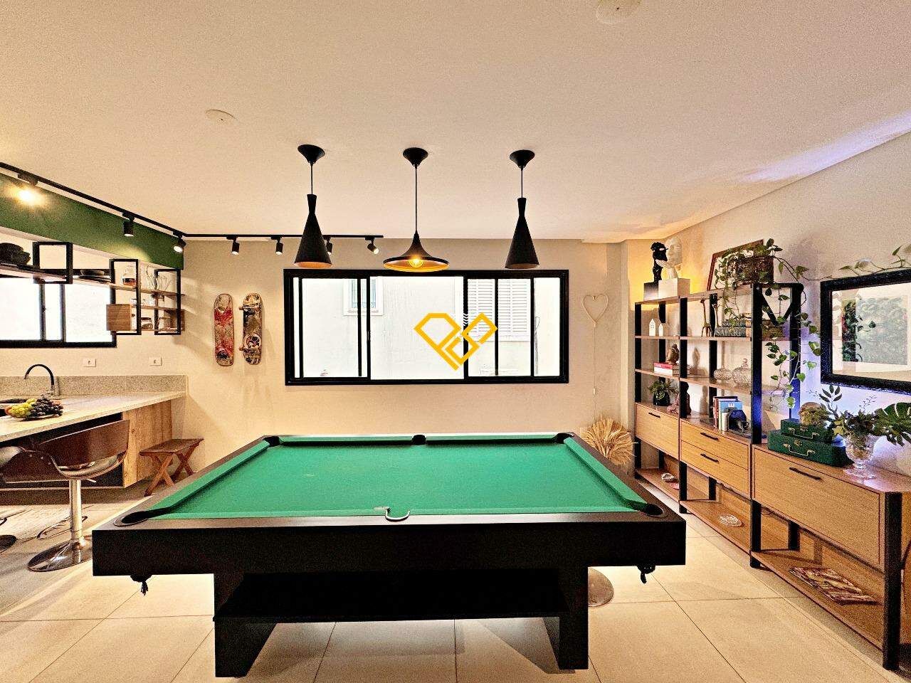 Casa à venda no Ponta da Praia: Sala