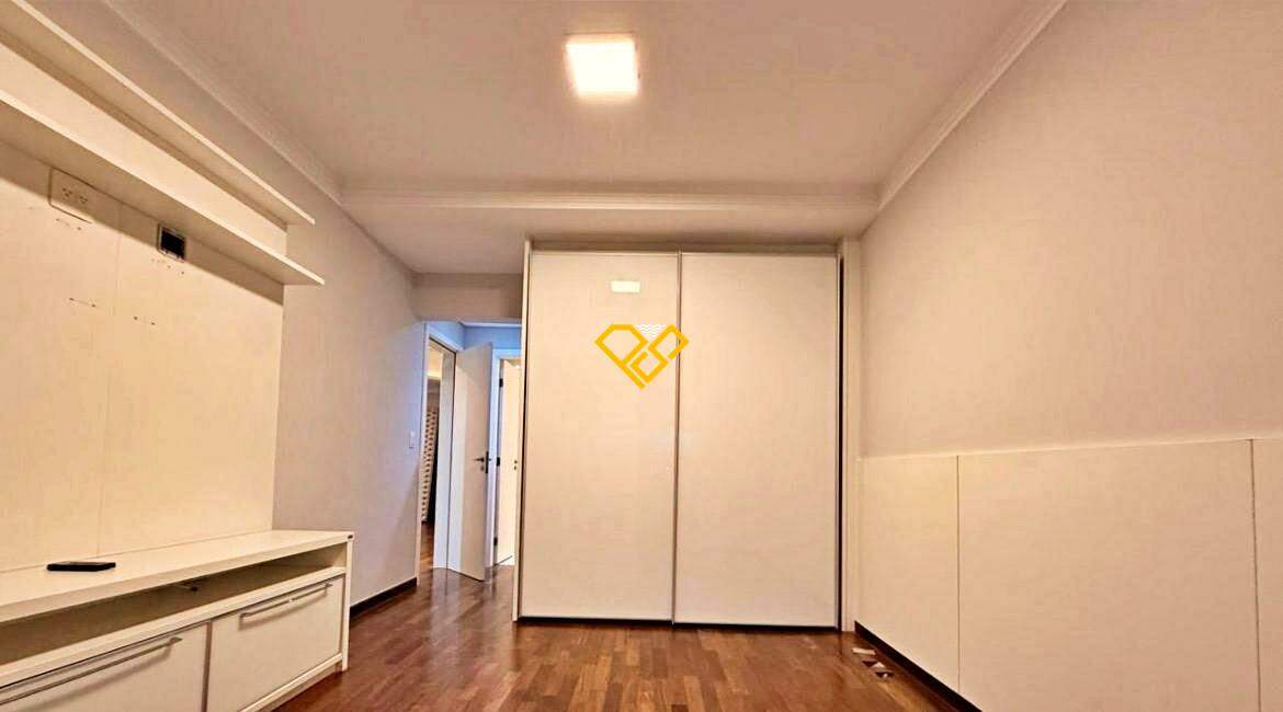 Apartamento para aluguel no Ponta da Praia: Suíte 3