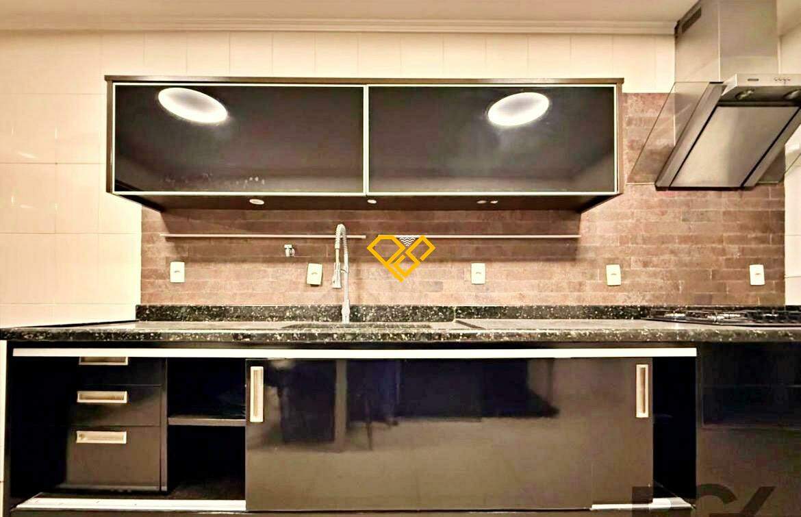 Apartamento para aluguel no Ponta da Praia: Cozinha