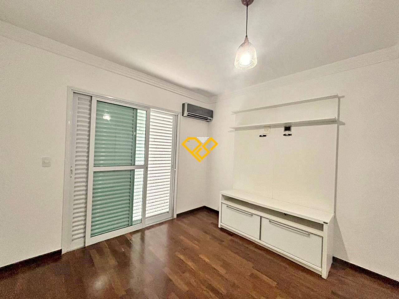 Apartamento para aluguel no Ponta da Praia: Suíte 3