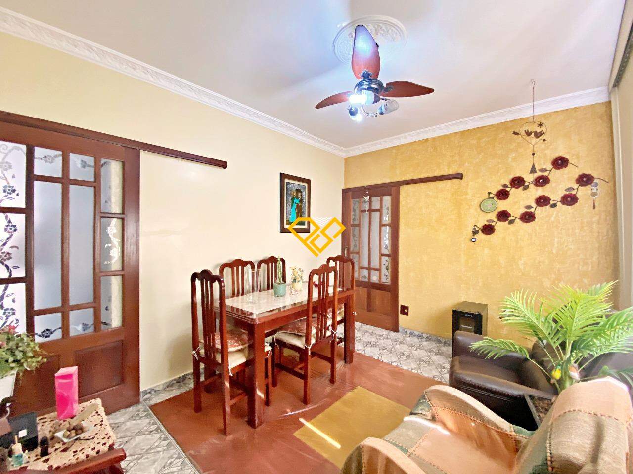 Apartamento à venda no Ponta da Praia: Sala