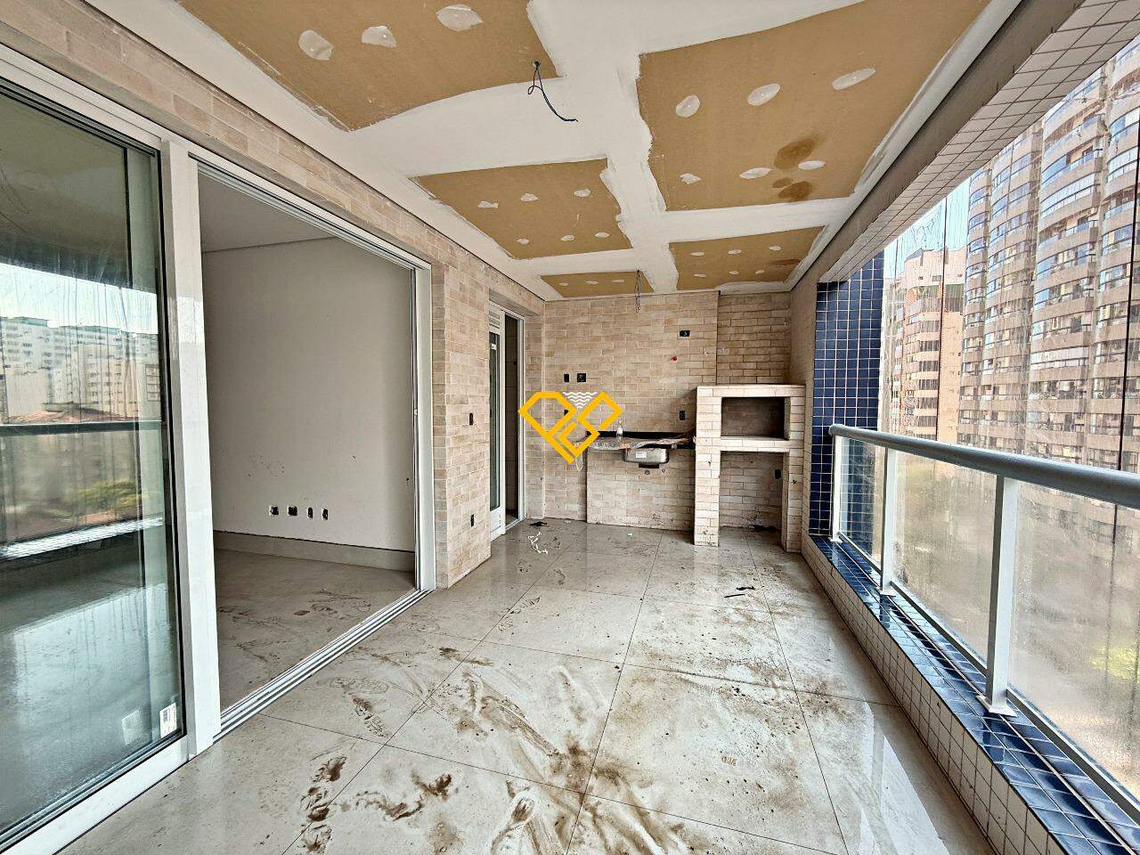 Apartamento à venda no Aparecida: Varanda