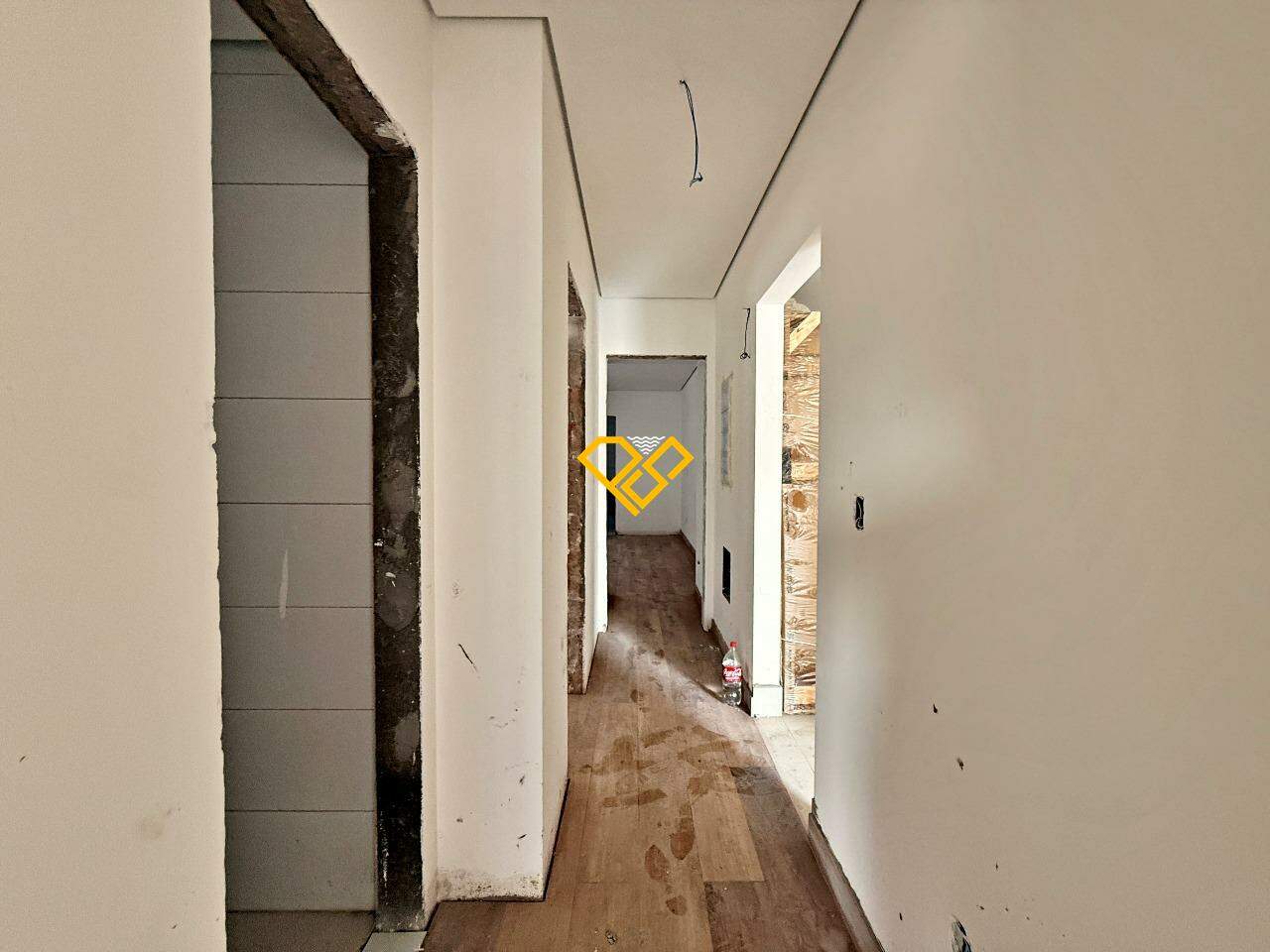 Apartamento à venda no Aparecida: Hall íntimo