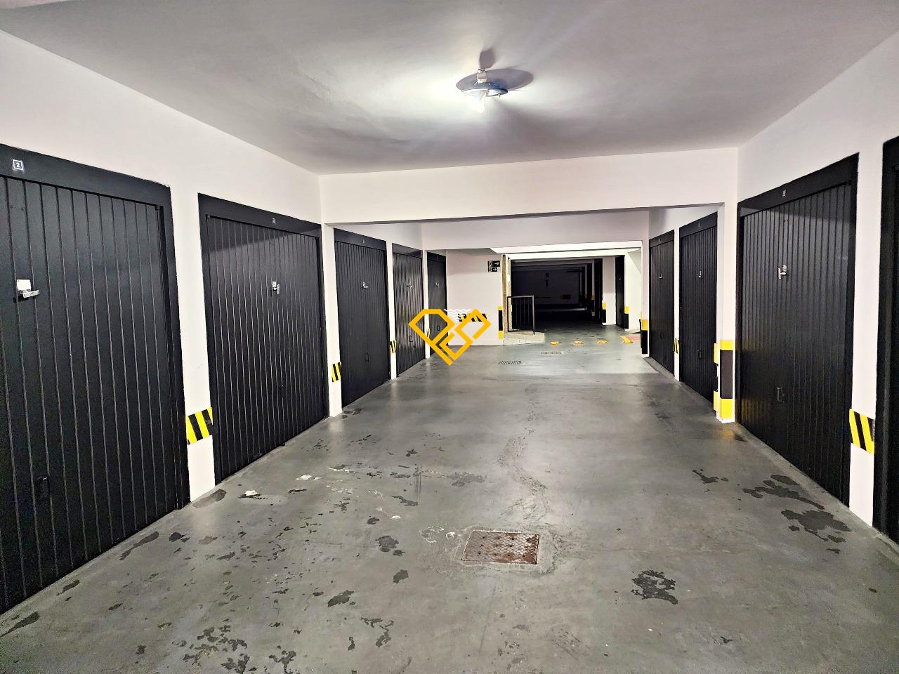 Apartamento à venda no Campo Grande: Garagem