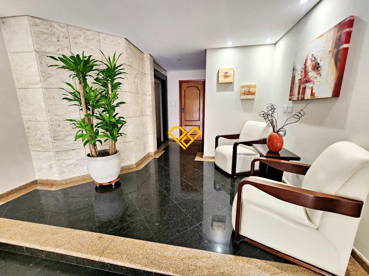 Apartamento à venda no Campo Grande: Hall social