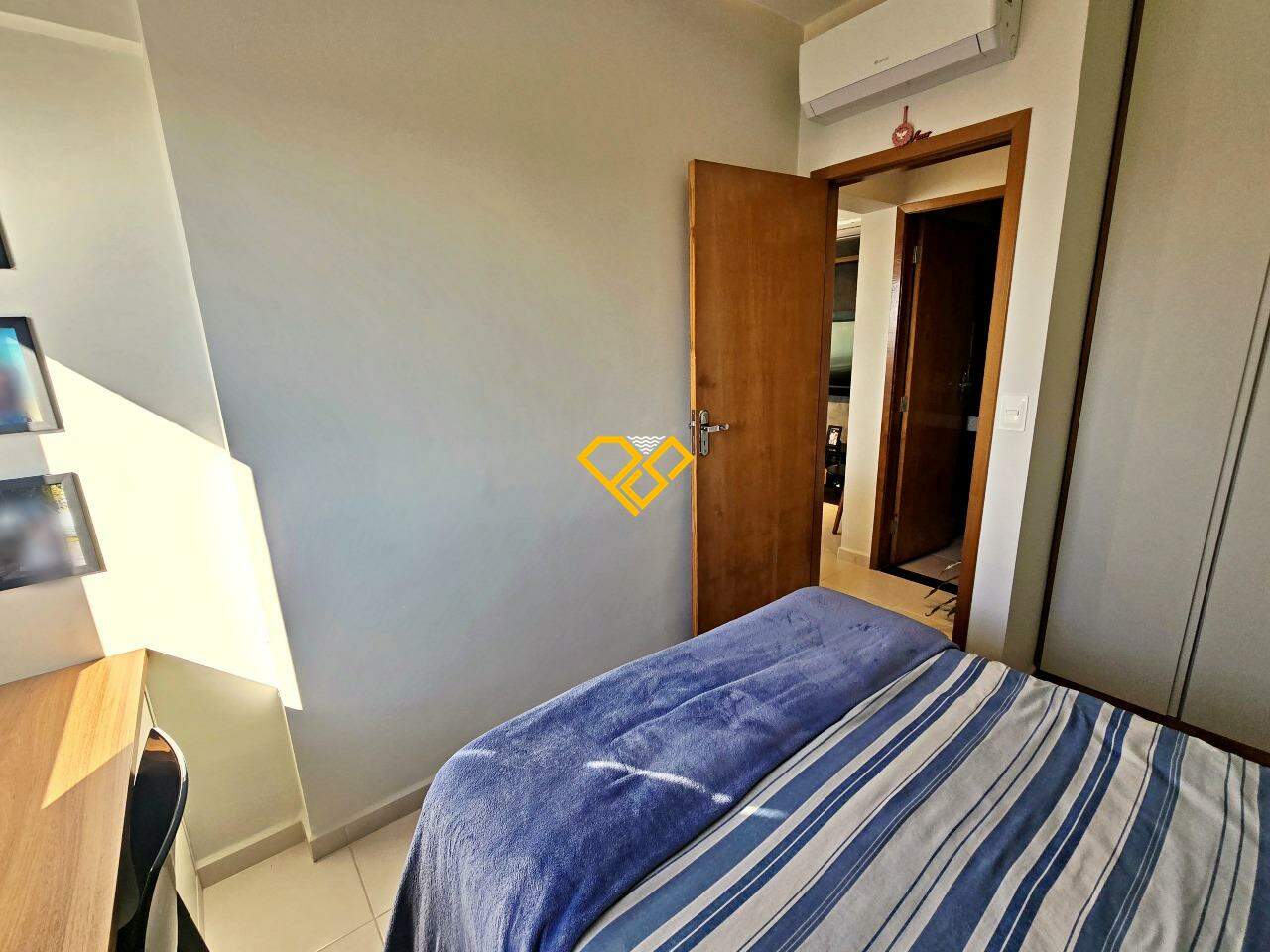 Apartamento à venda no Macuco: Dormitório