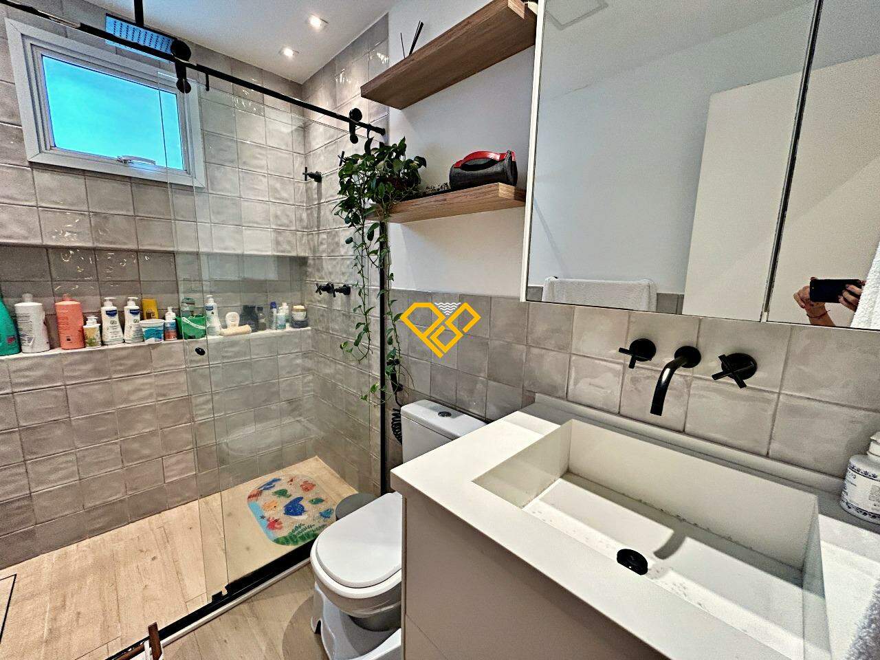 Apartamento à venda no Ponta da Praia: Wc suíte 1