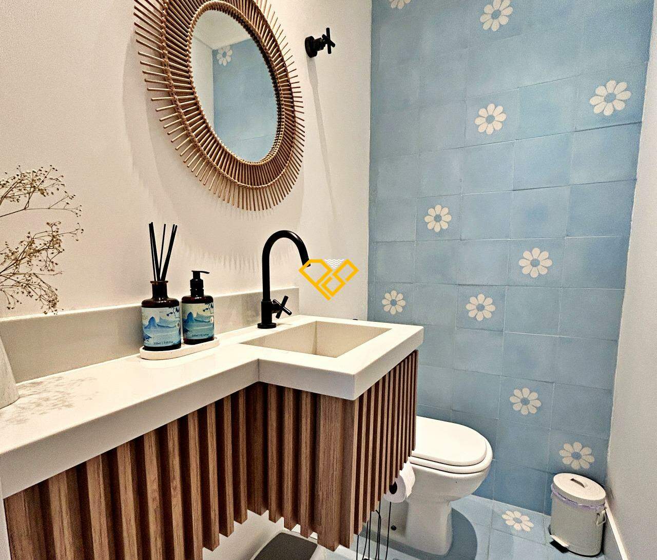 Apartamento à venda no Ponta da Praia: Lavabo