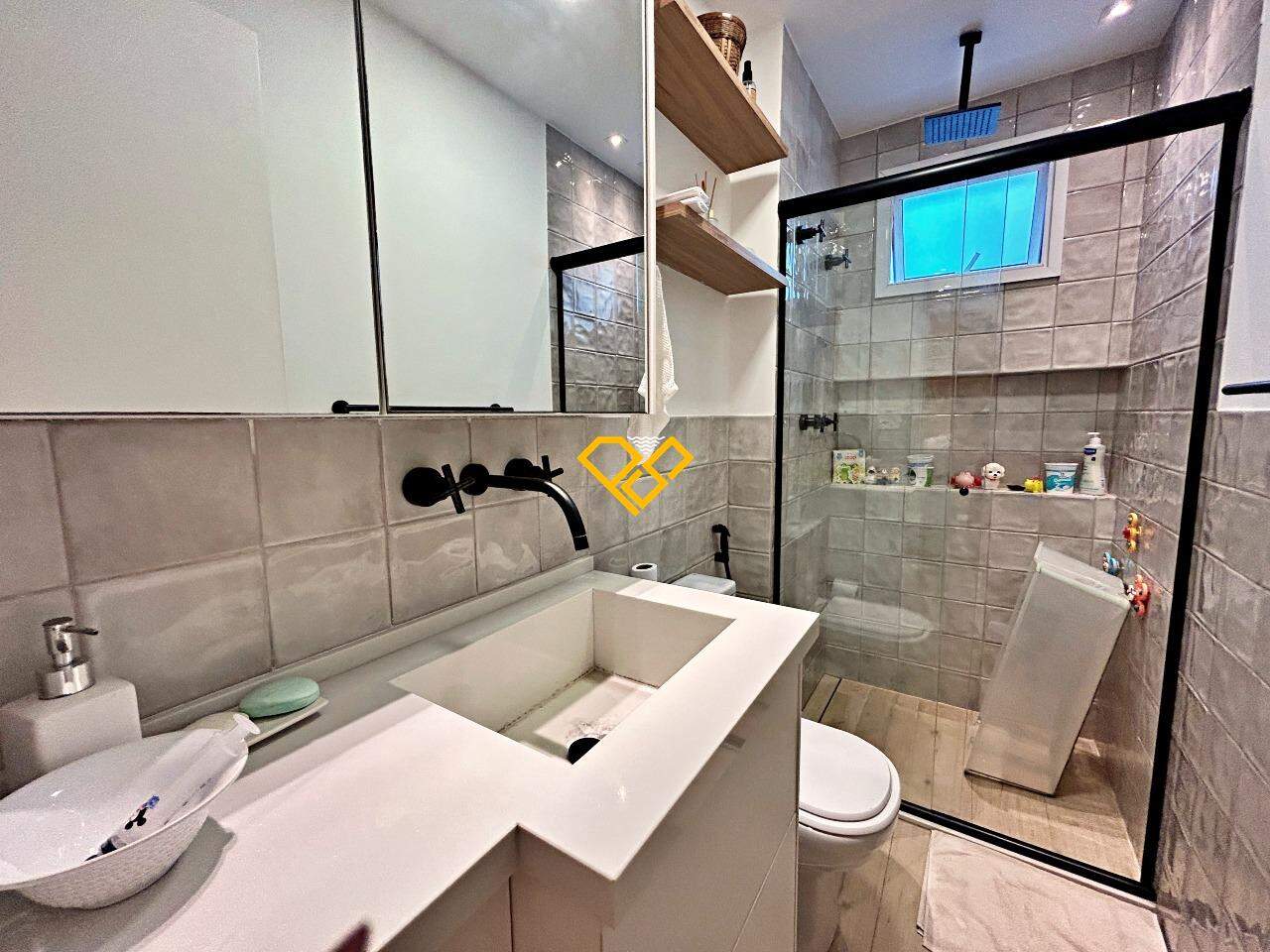 Apartamento à venda no Ponta da Praia: Wc suíte 2