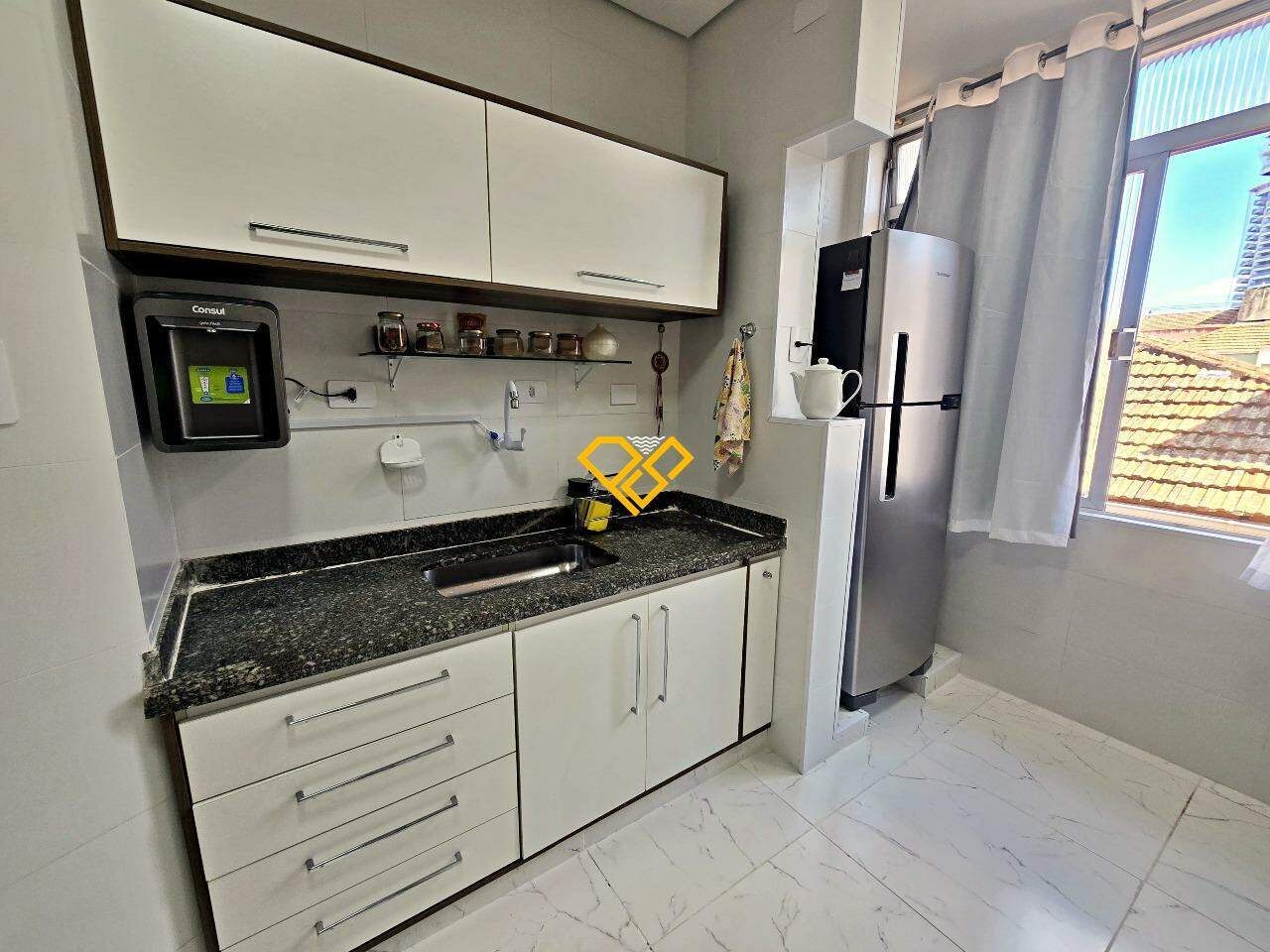 Apartamento à venda no Ponta da Praia: Cozinha
