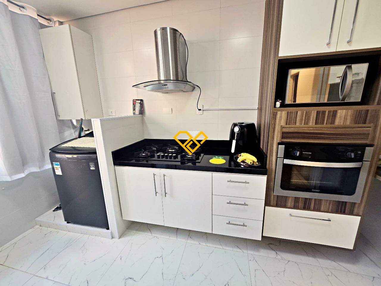 Apartamento à venda no Ponta da Praia: Cozinha