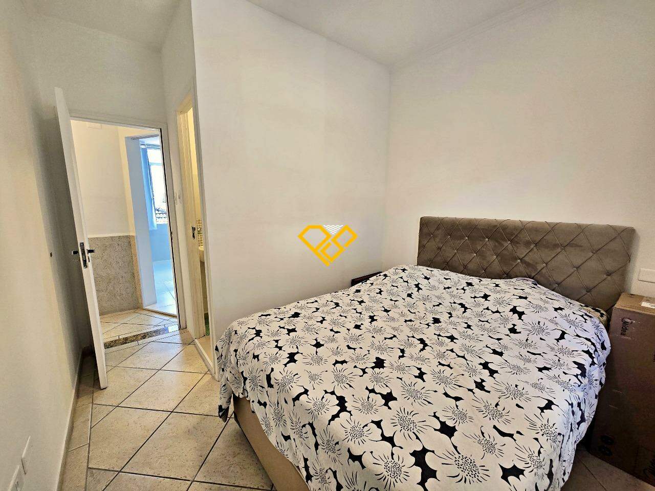 Apartamento à venda no Ponta da Praia: Dormitório 1 - suíte
