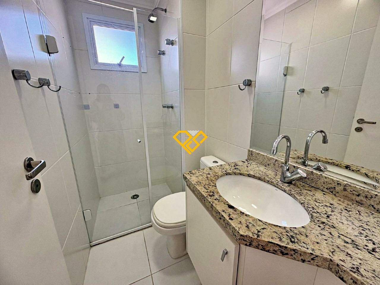 Apartamento para aluguel no José Menino: Wc suíte