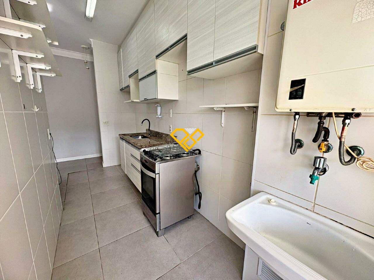Apartamento para aluguel no José Menino: Cozinha