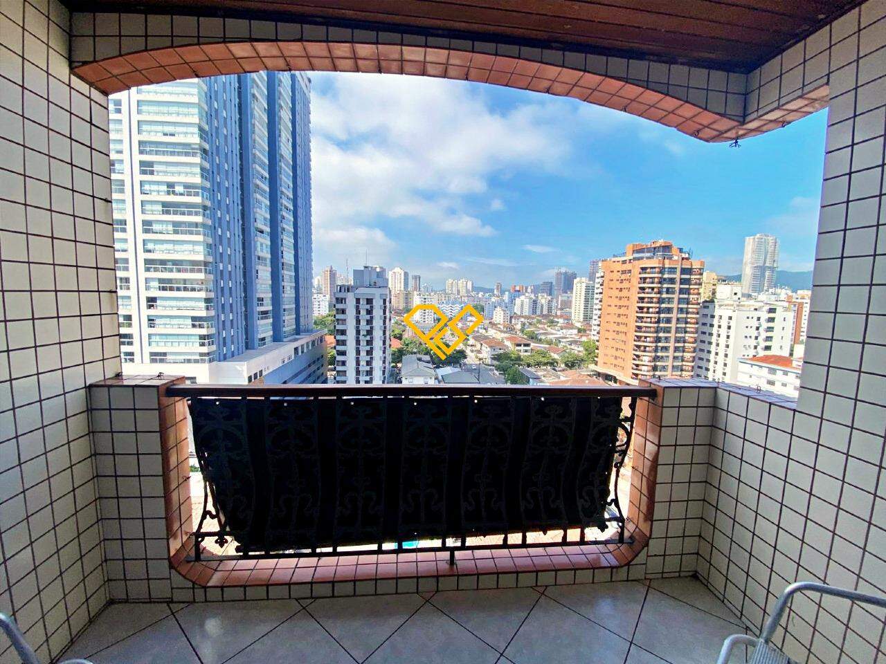 Apartamento à venda no Aparecida: Varanda