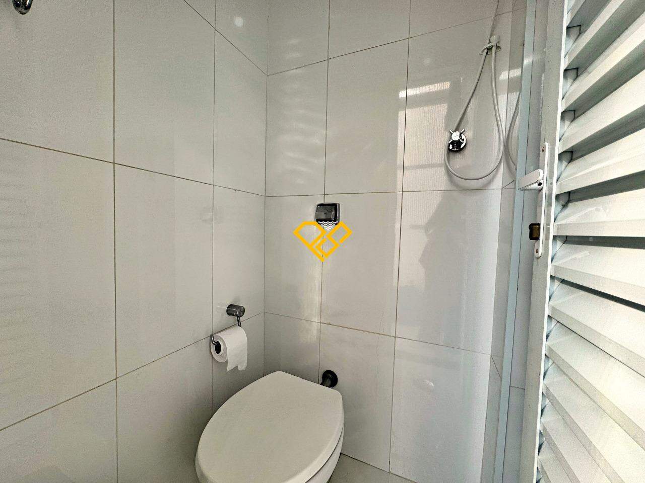 Apartamento à venda no Boqueirão: Wc de serviço