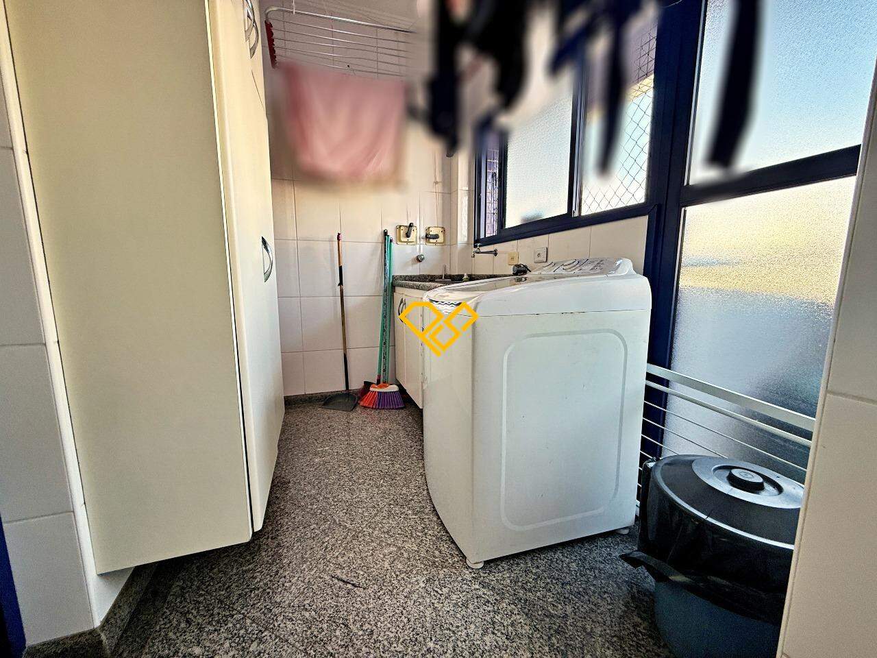 Apartamento à venda no Ponta da Praia: Cozinha