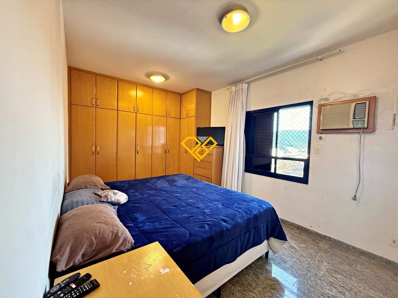 Apartamento à venda no Ponta da Praia: Suíte 1