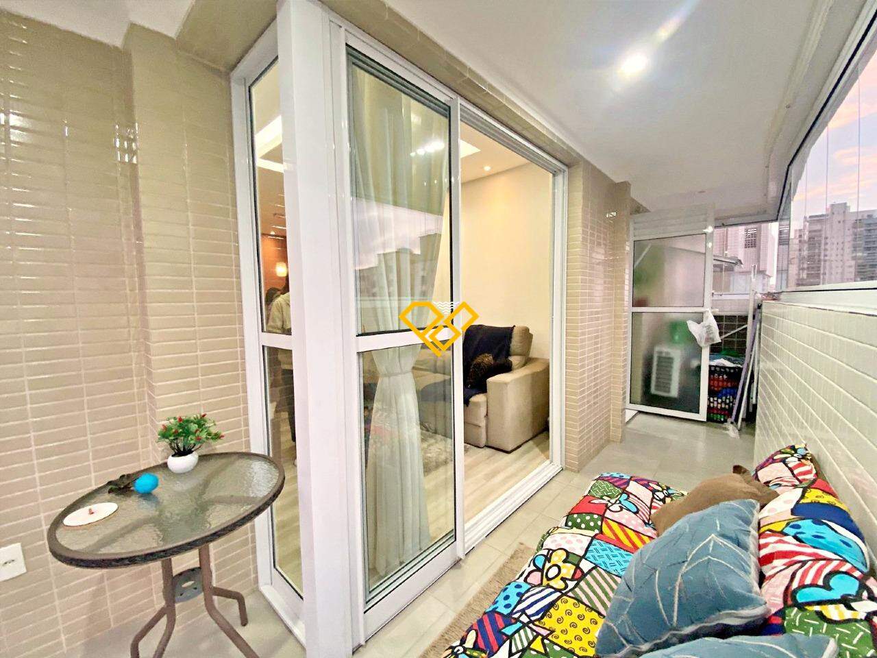 Apartamento à venda no Campo Grande: Varanda