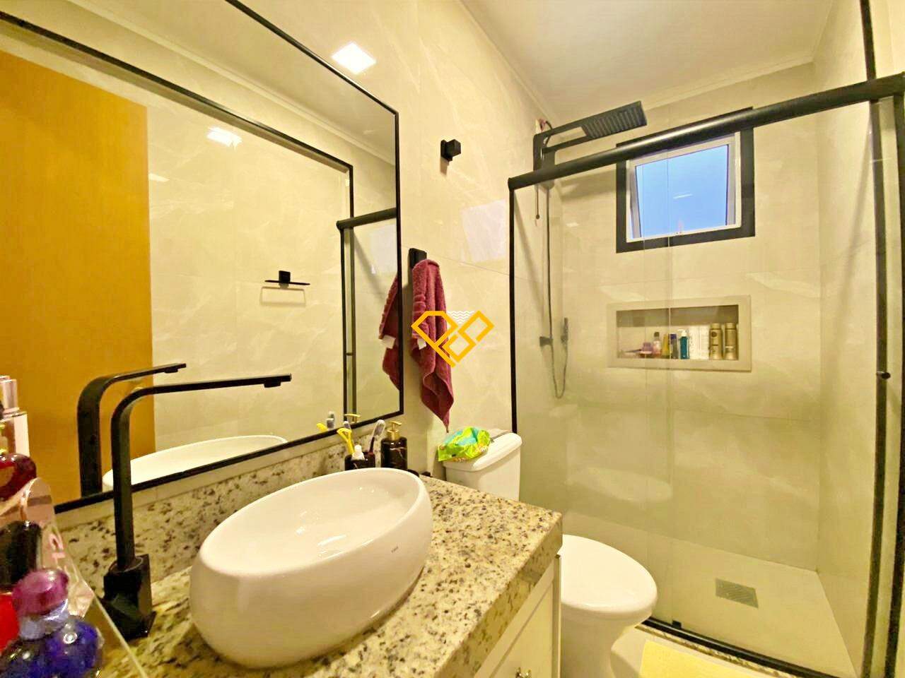 Apartamento à venda no Campo Grande: Wc suíte 1