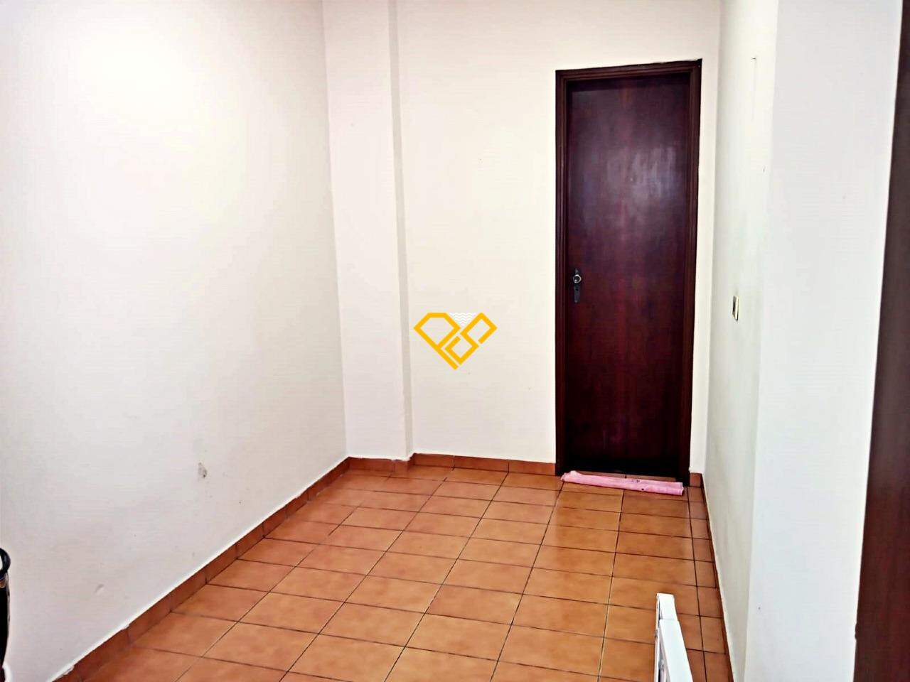 Apartamento à venda no Campo Grande: Dependência