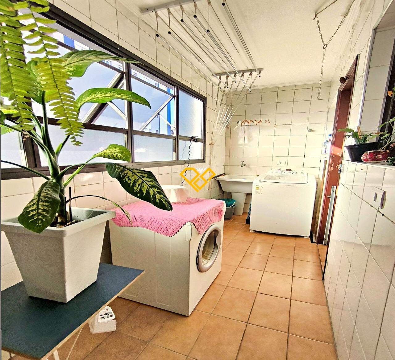 Apartamento à venda no Campo Grande: Área de serviço