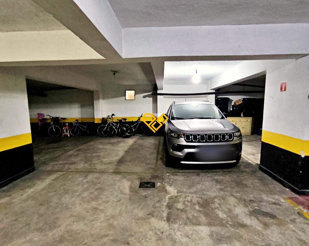 Apartamento à venda no Campo Grande: Garagem