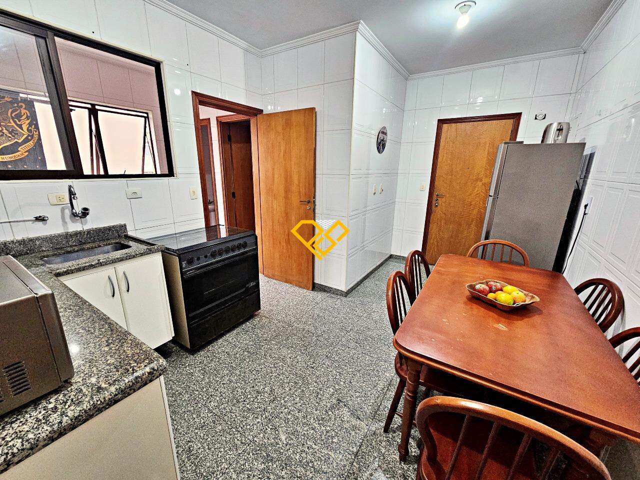 Apartamento à venda no Aparecida: Cozinha