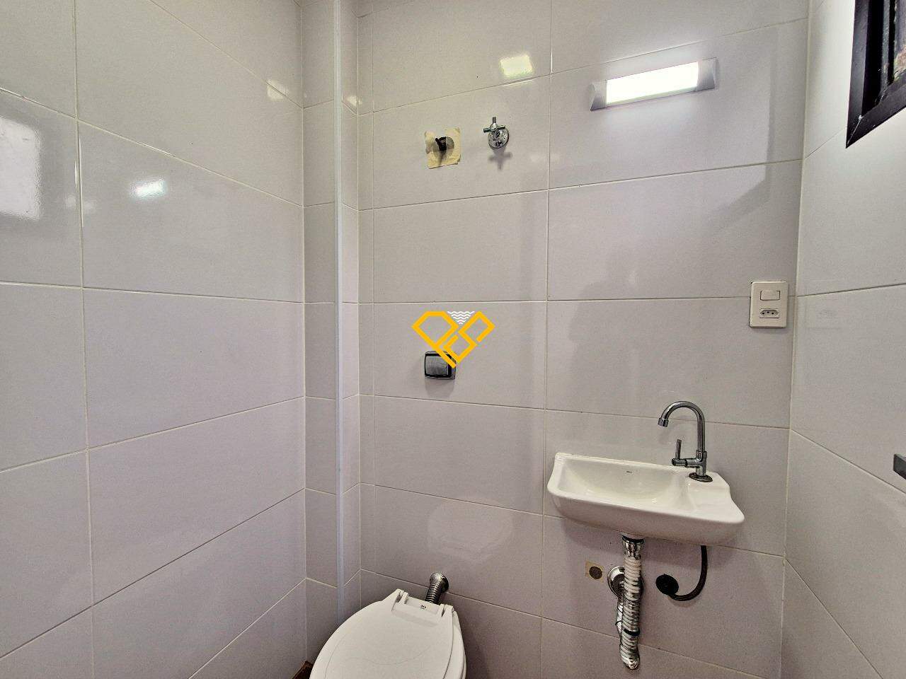 Apartamento à venda no Marapé: Wc de serviço