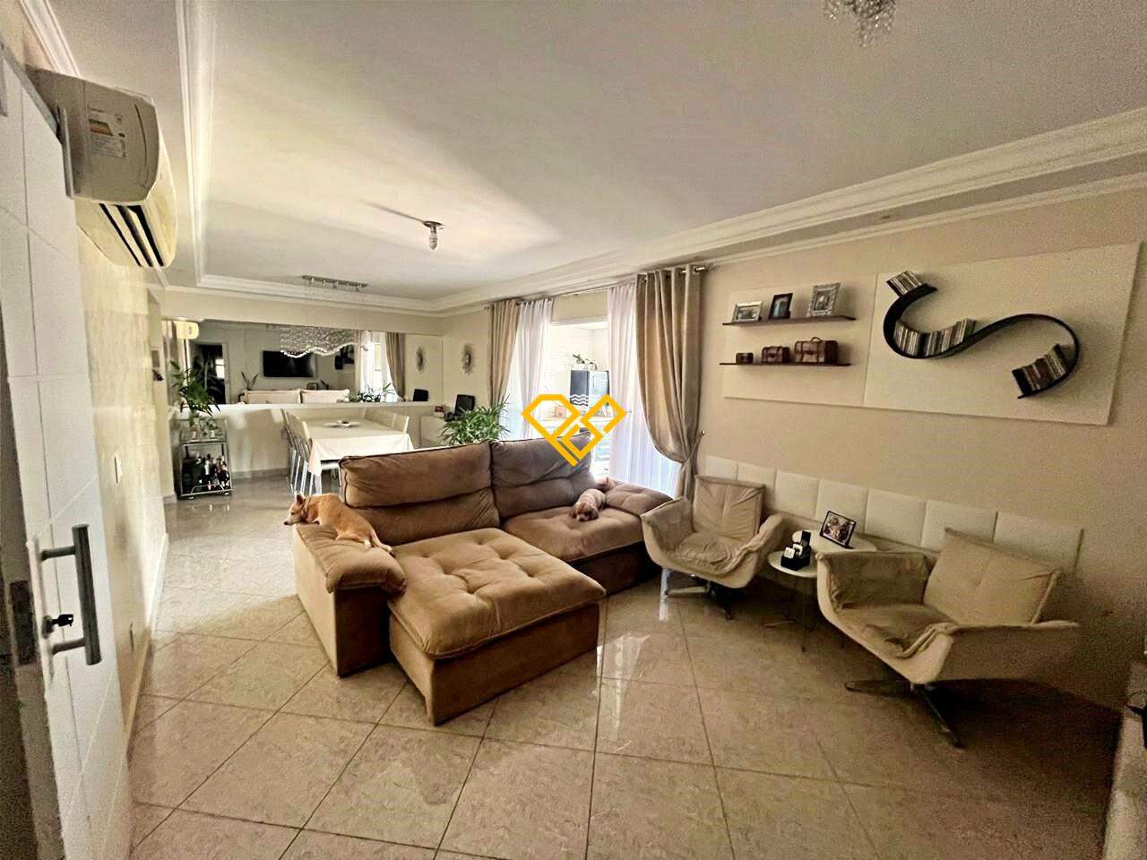 Apartamento à venda no Ponta da Praia: Sala