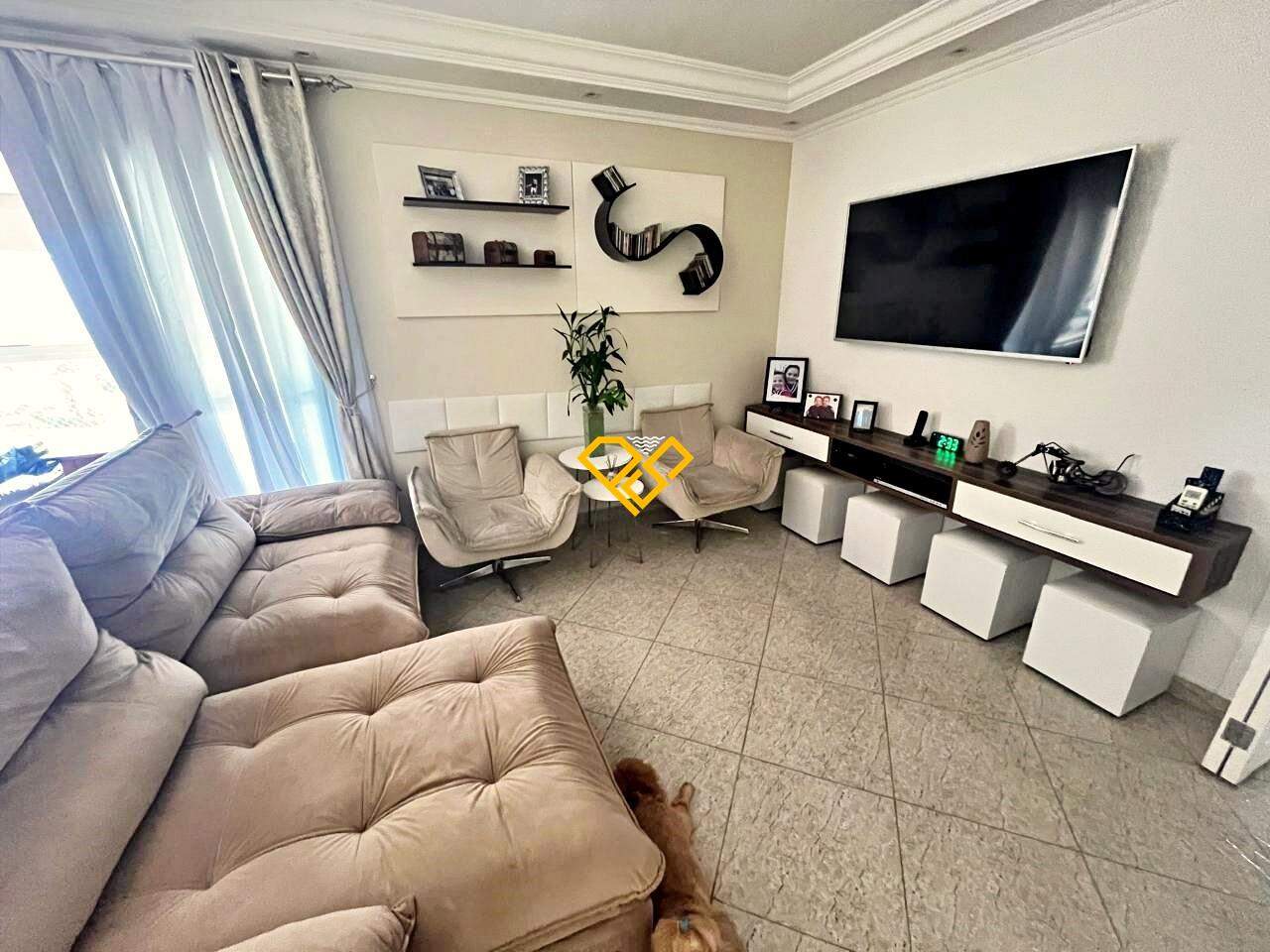 Apartamento à venda no Ponta da Praia: Sala