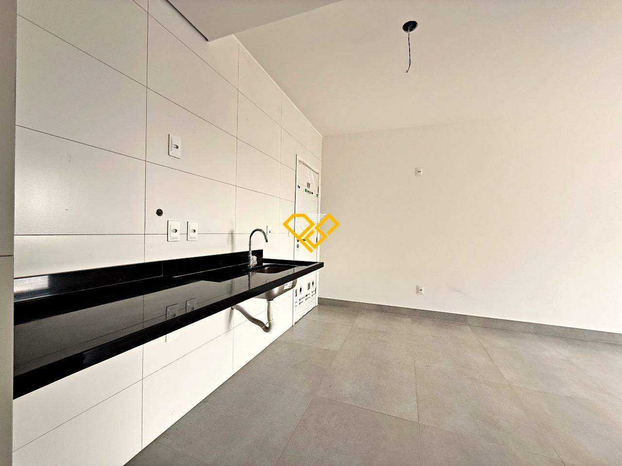 Apartamento à venda no Macuco: Sala e cozinha integrada