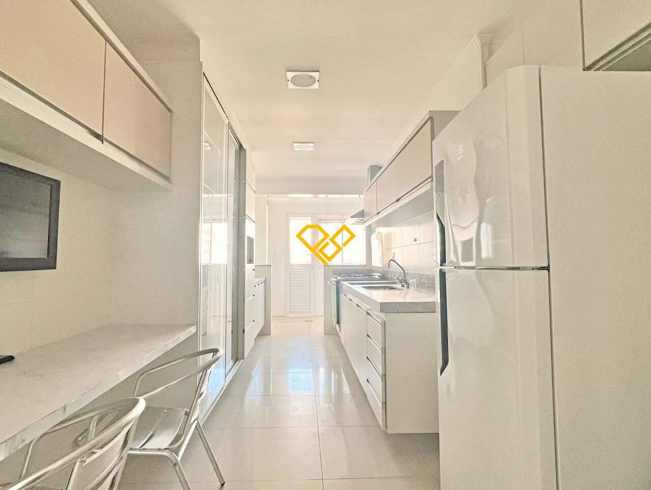 Apartamento para aluguel no Aparecida: Cozinha