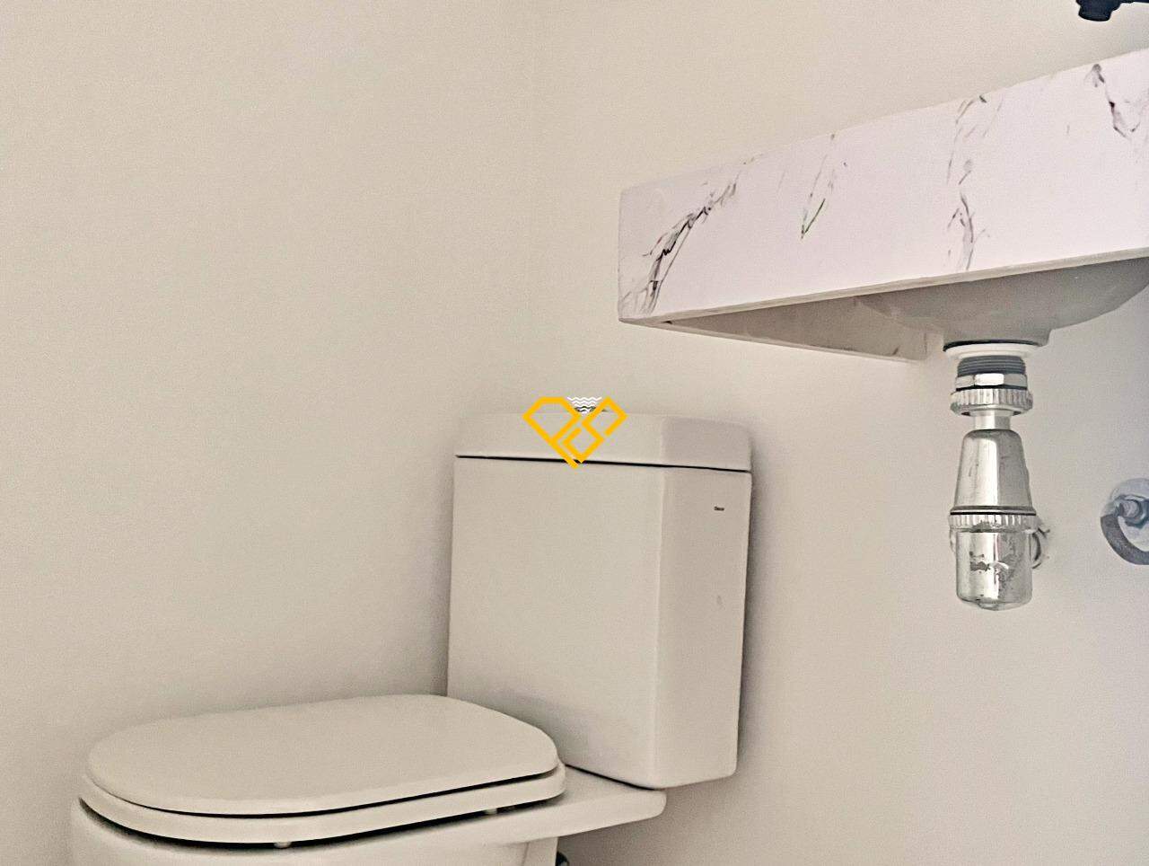 Apartamento para aluguel no Aparecida: Wc de serviço