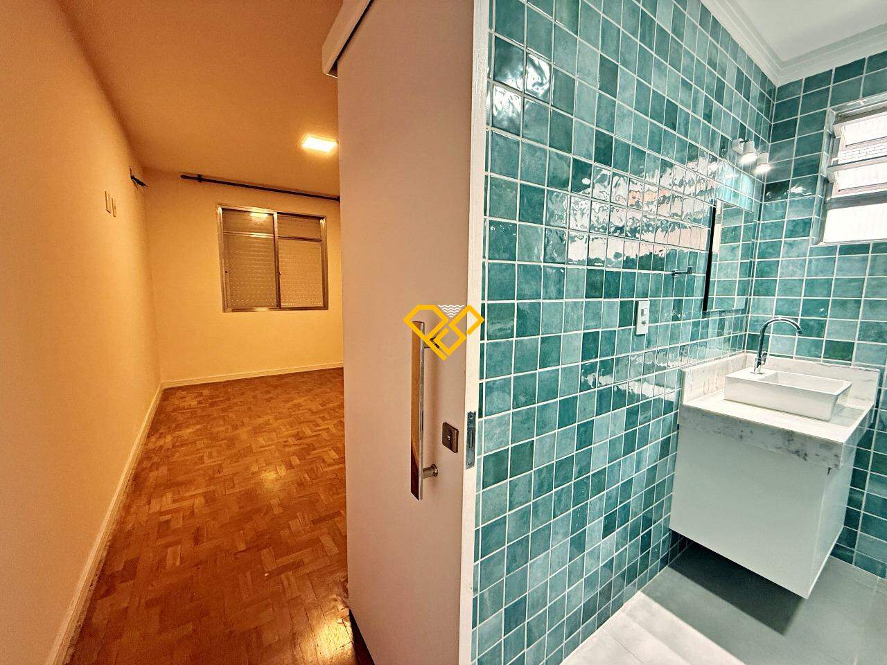 Apartamento à venda no Ponta da Praia: Dormitório 1 - suíte